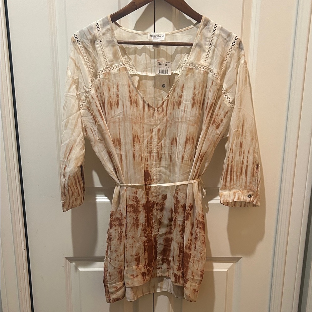 Motherhood Maternity tunic dress in a boho-tie-dye print. Size M.